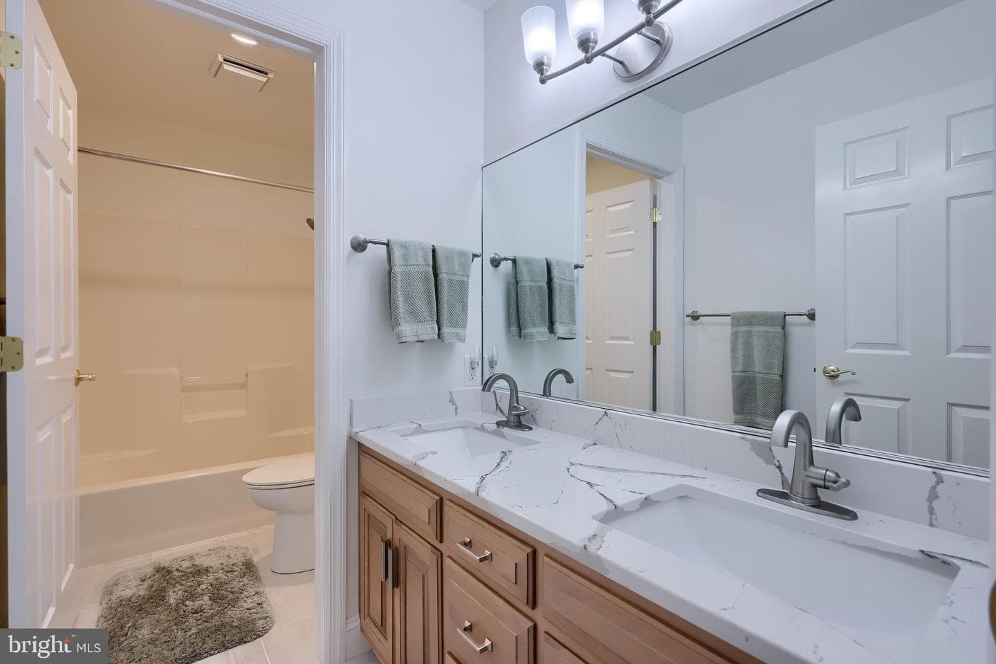 71 Deerfield Drive photo 34