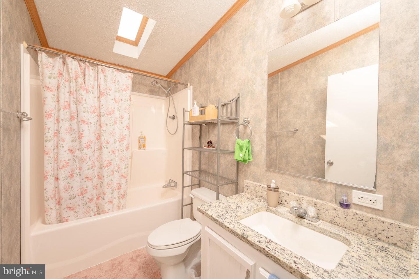 822 Gail Place photo 17