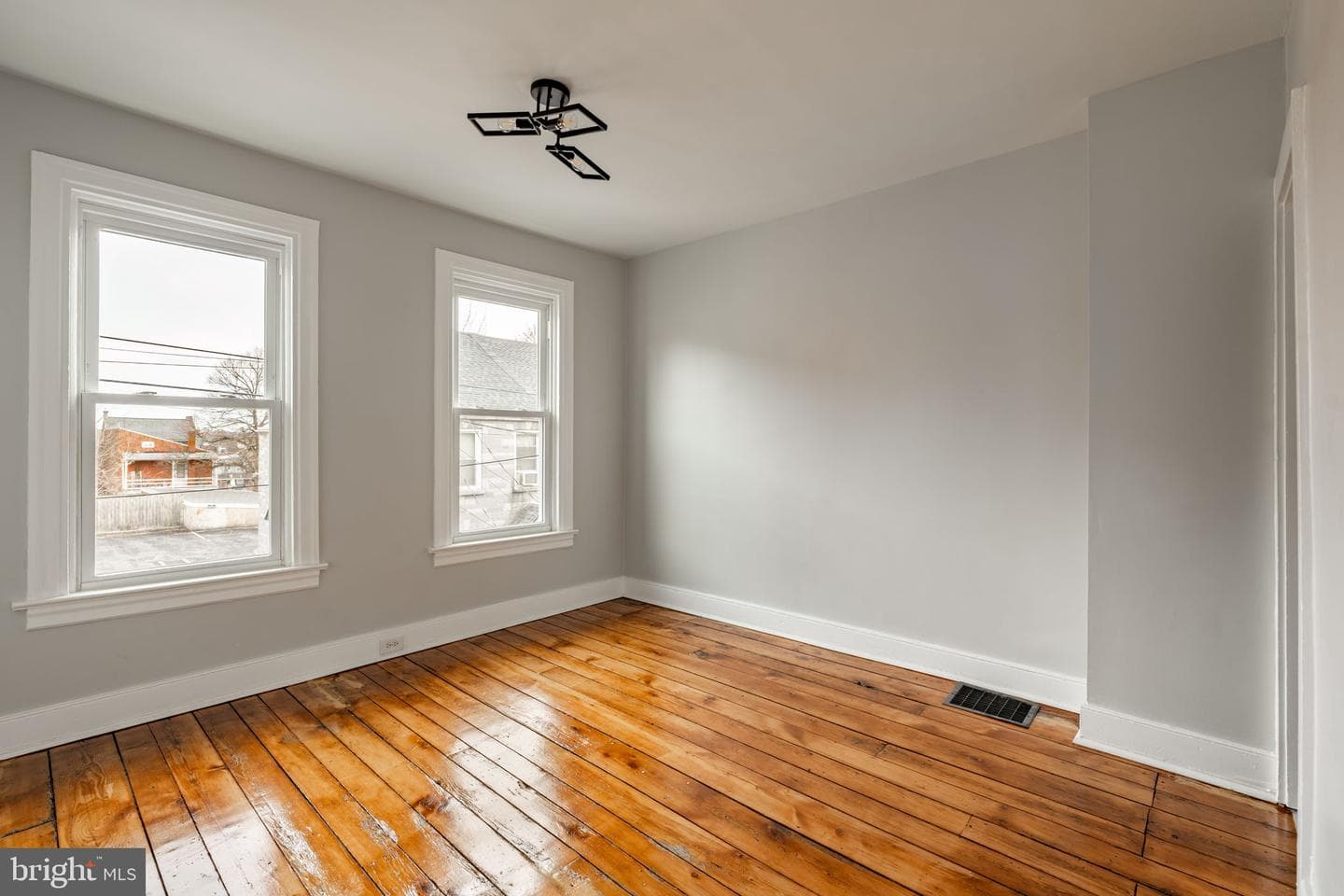 471 High Street photo 13