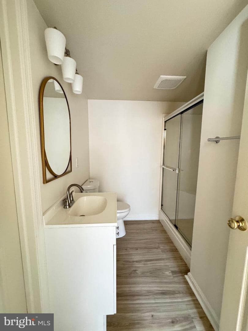 39 Acorn Boulevard photo 15