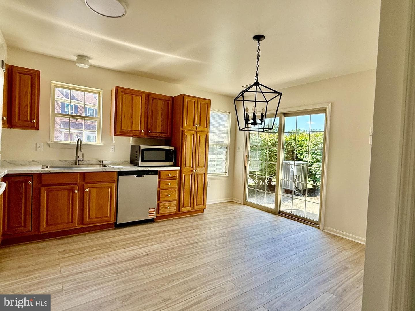 39 Acorn Boulevard photo 5