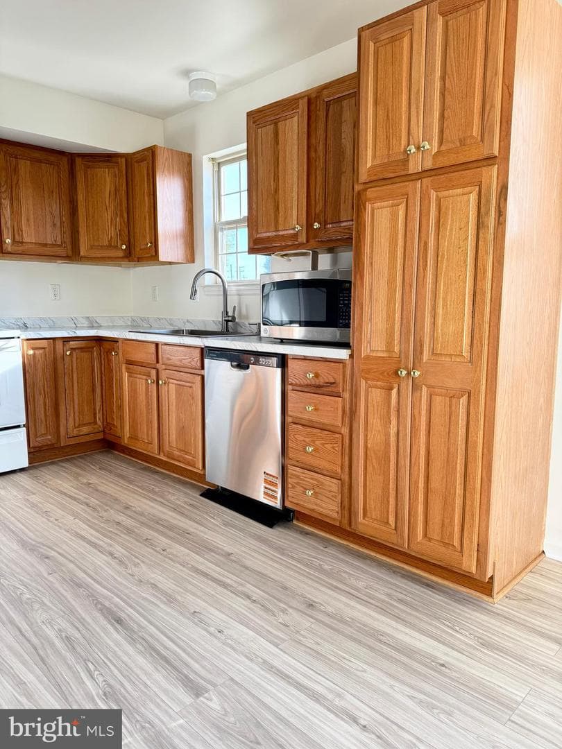 39 Acorn Boulevard photo 7