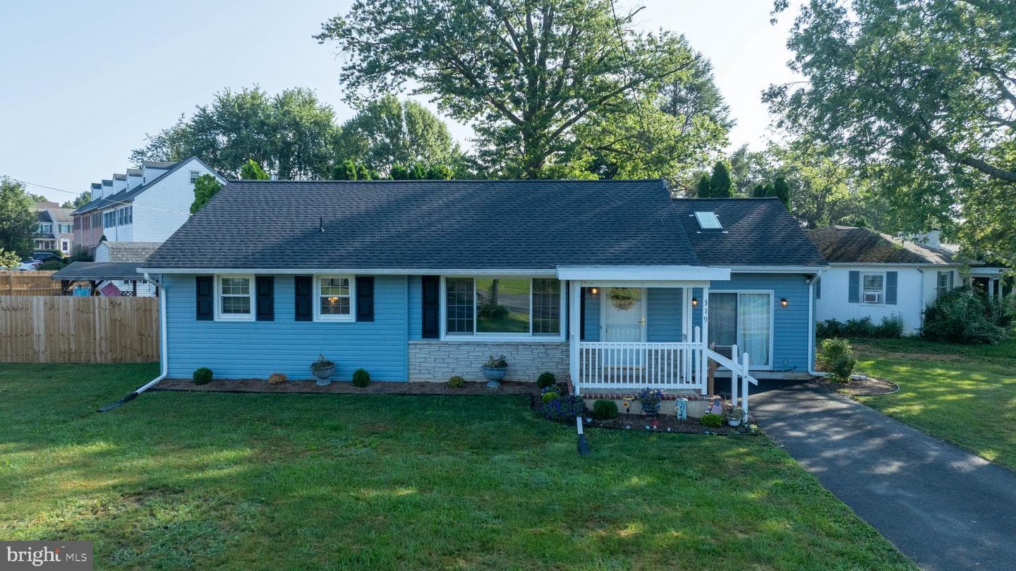 319 Birchland Avenue