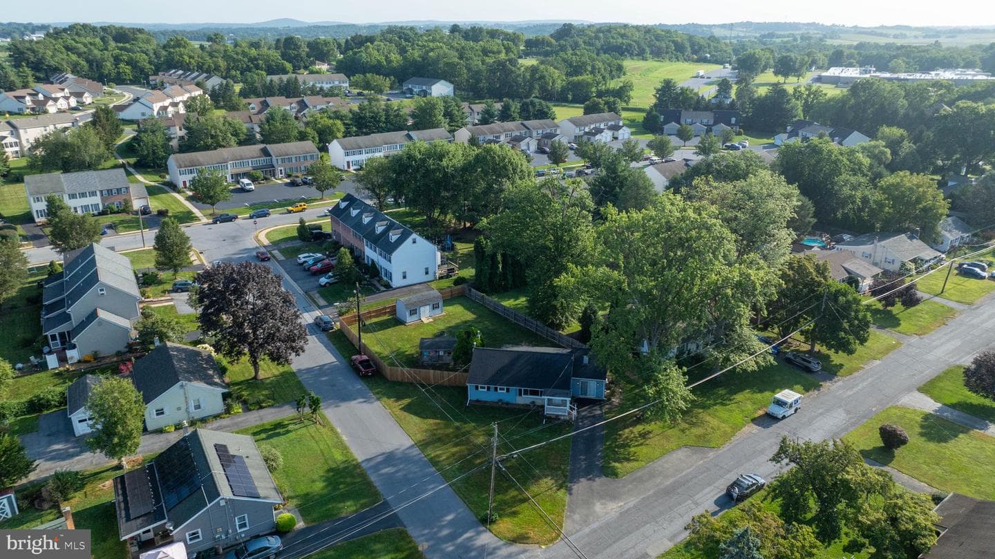 319 Birchland Avenue photo 14