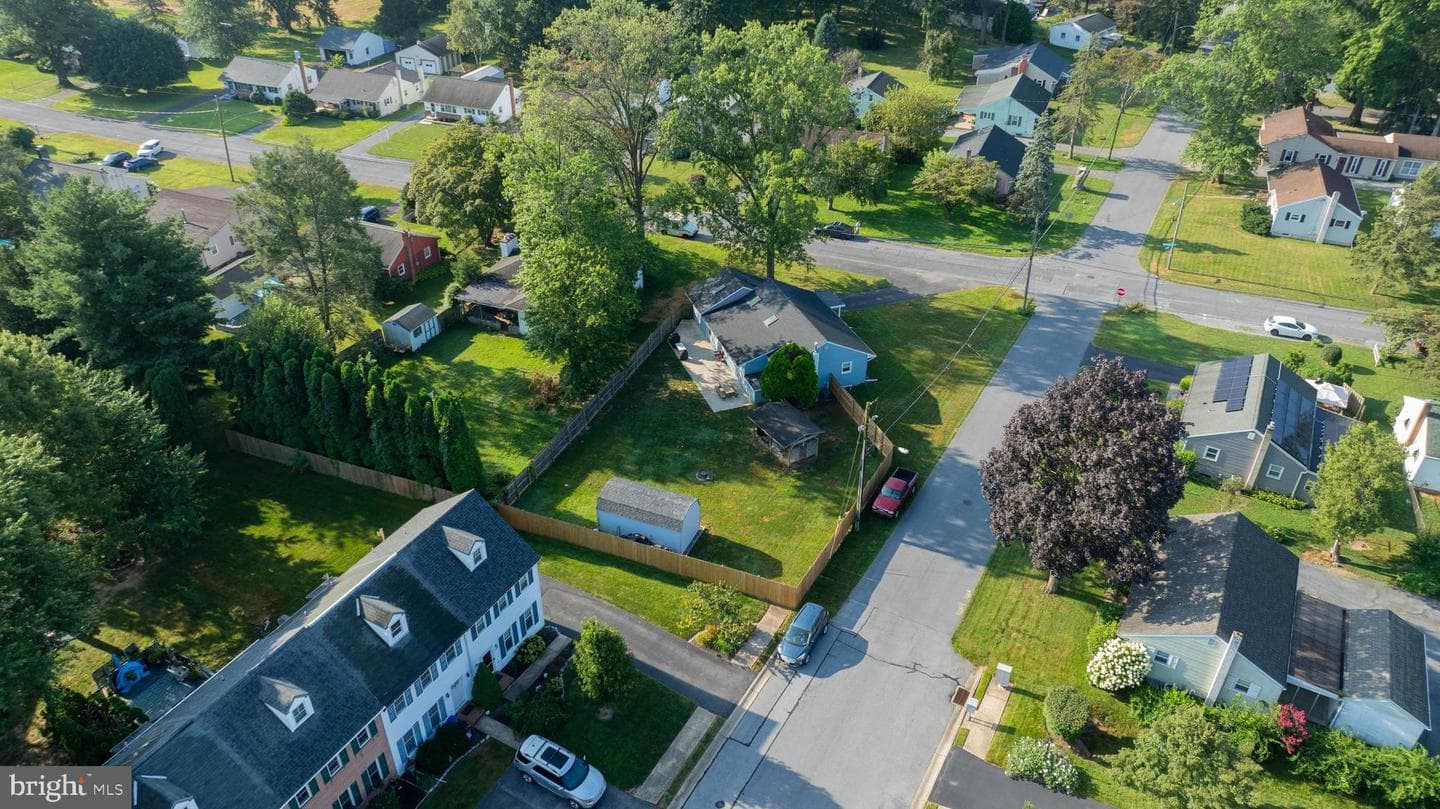 319 Birchland Avenue photo 20