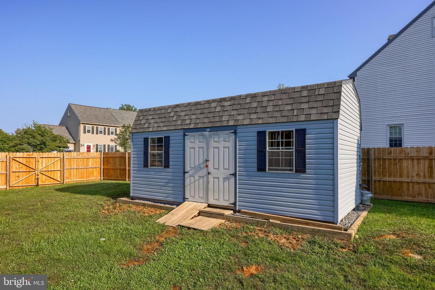 319 Birchland Avenue photo 37