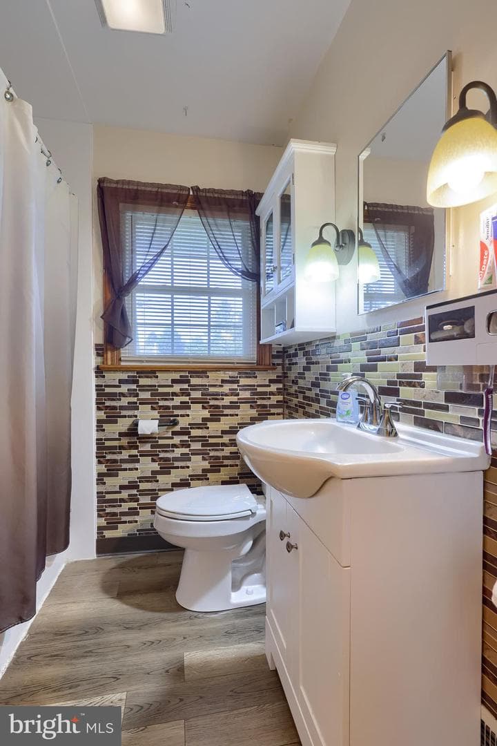 319 Birchland Avenue photo 45