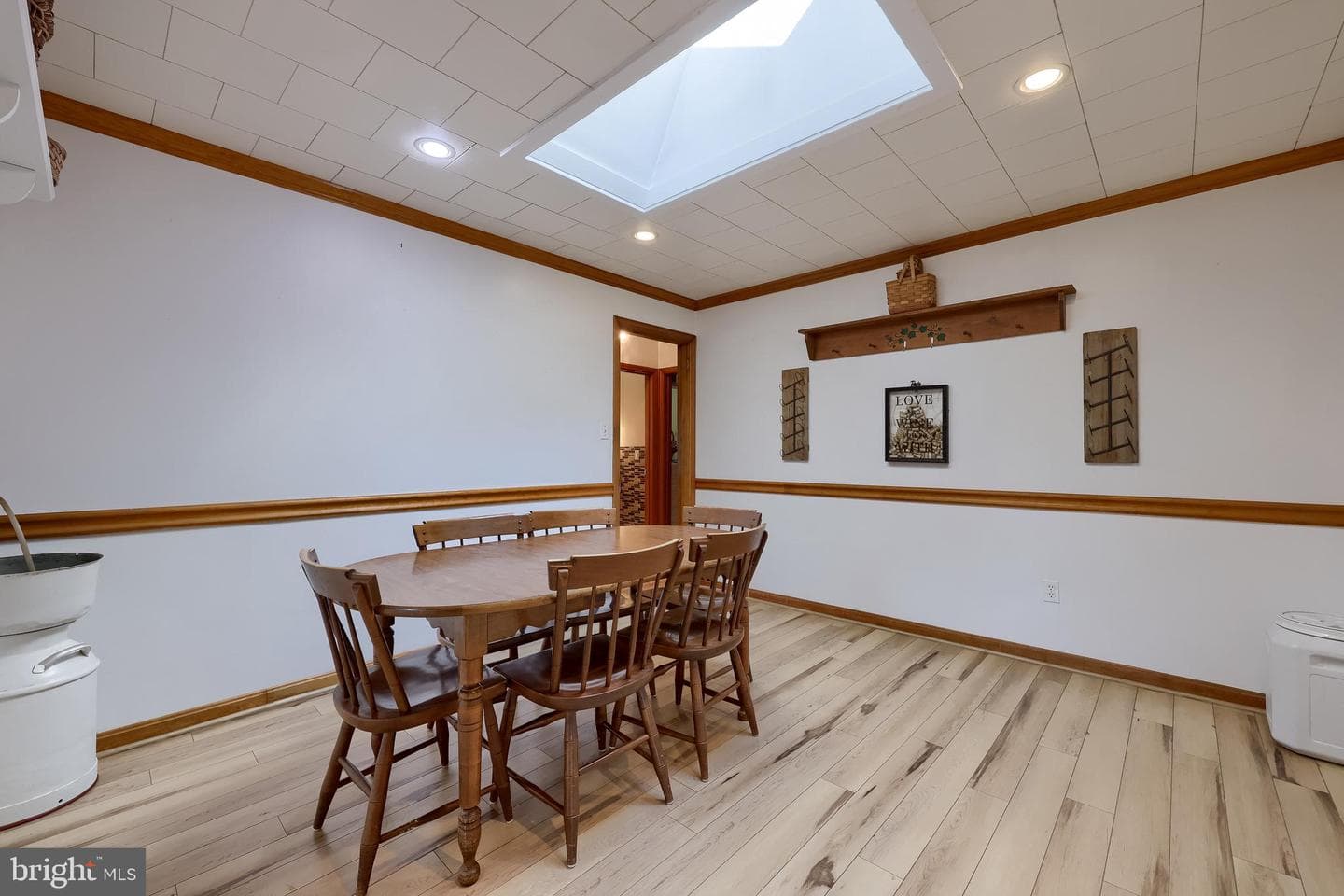 319 Birchland Avenue photo 48