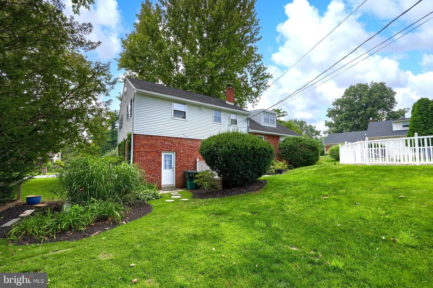 1403 Carlton Drive photo 17