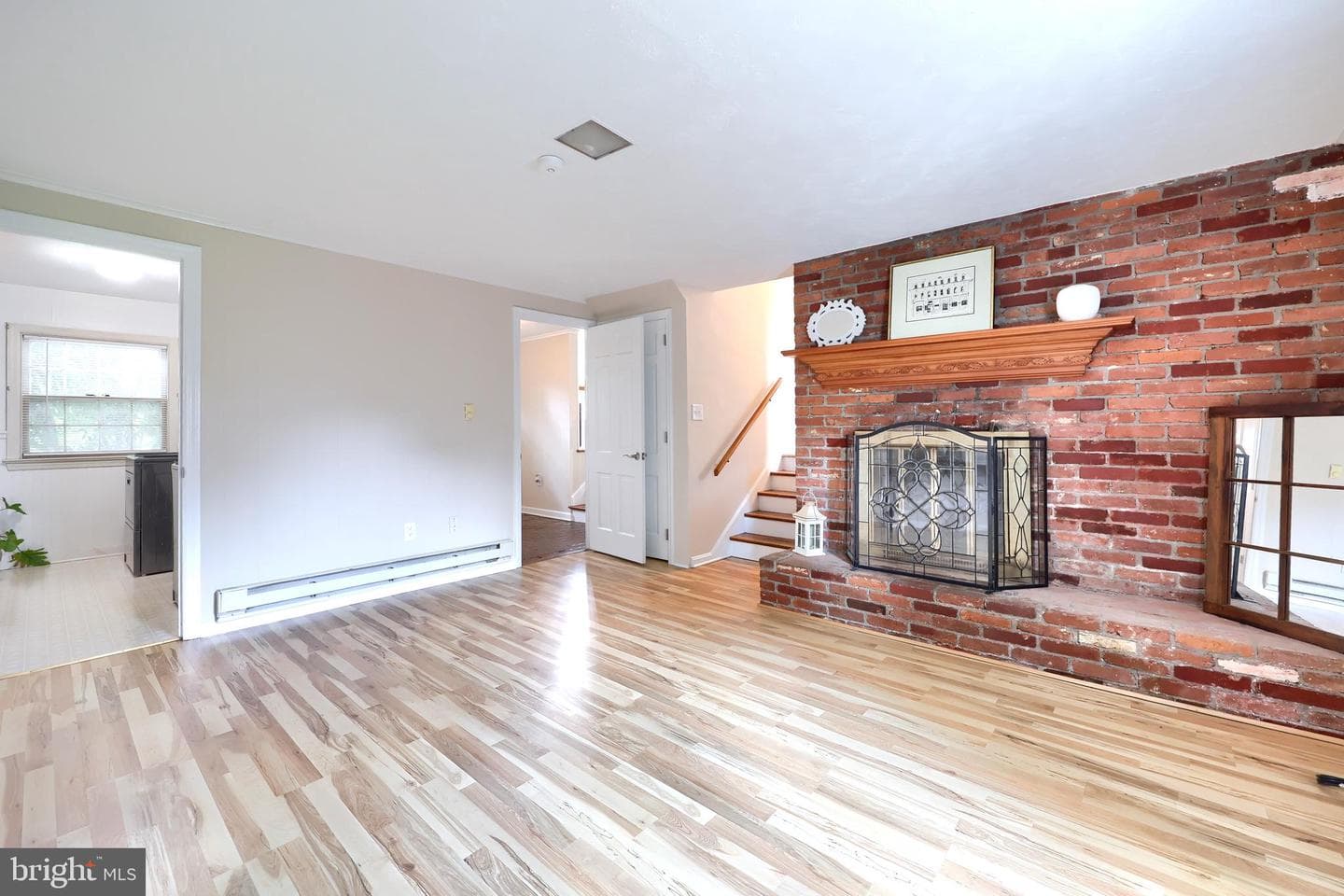 1403 Carlton Drive photo 24