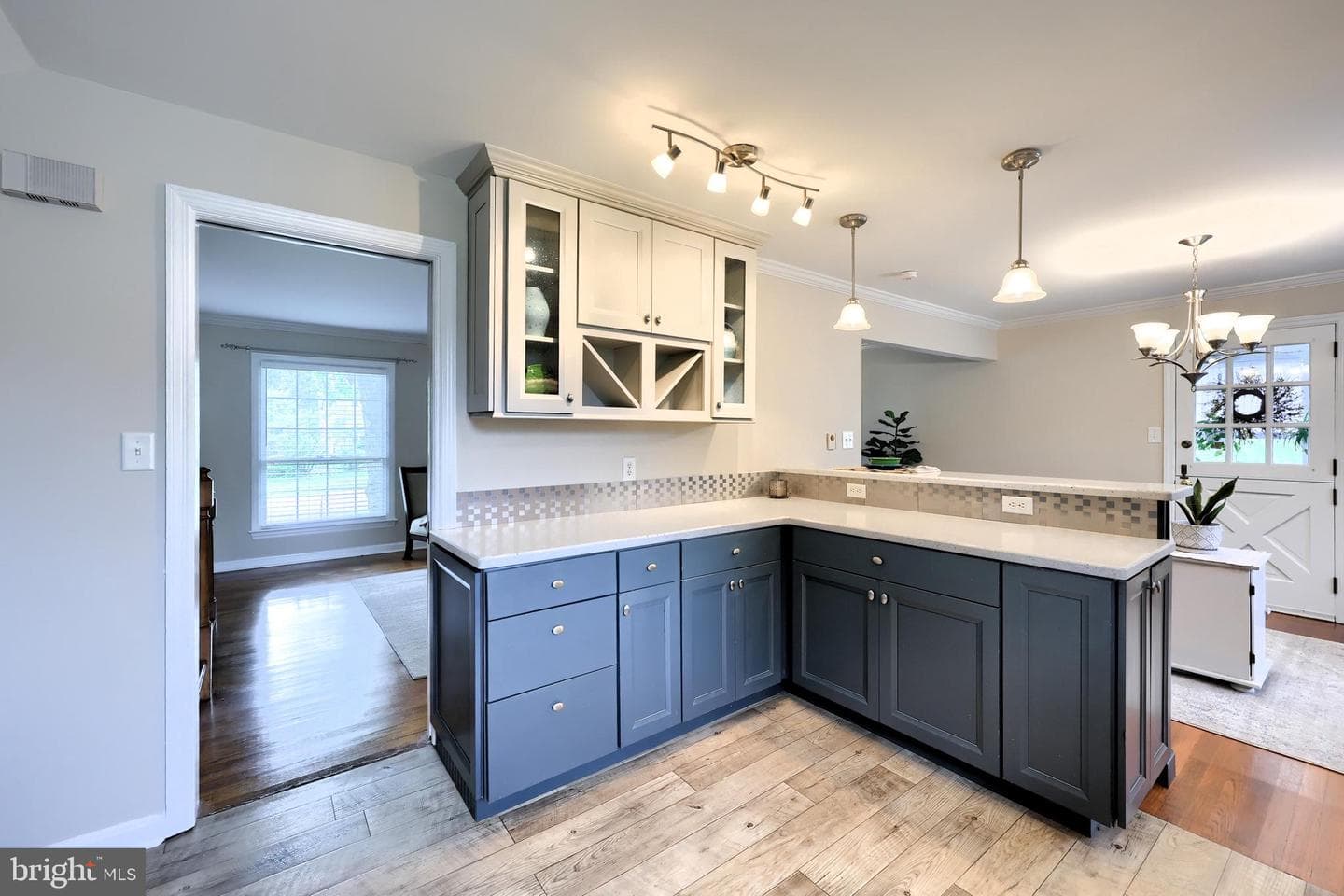 1403 Carlton Drive photo 30