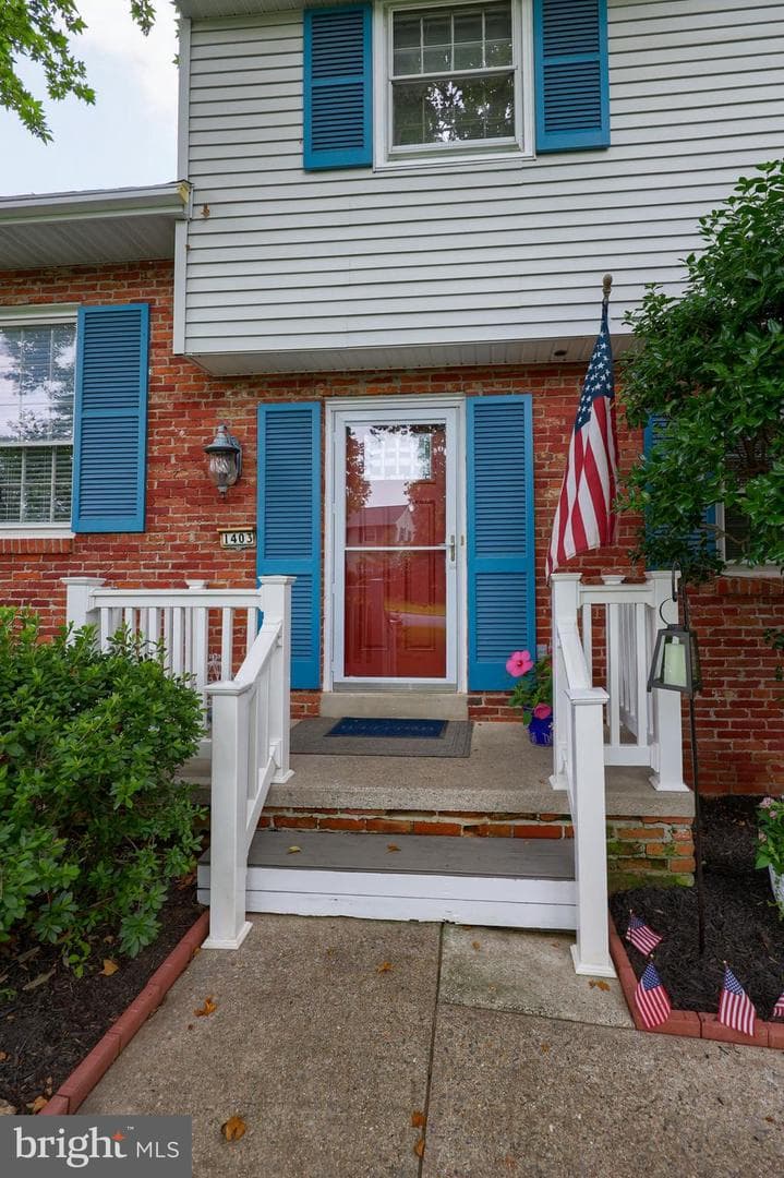 1403 Carlton Drive photo 7