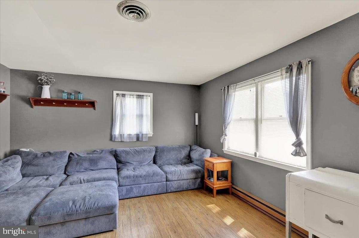 340 Lincoln Avenue photo 13