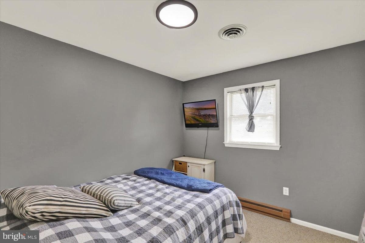 340 Lincoln Avenue photo 15