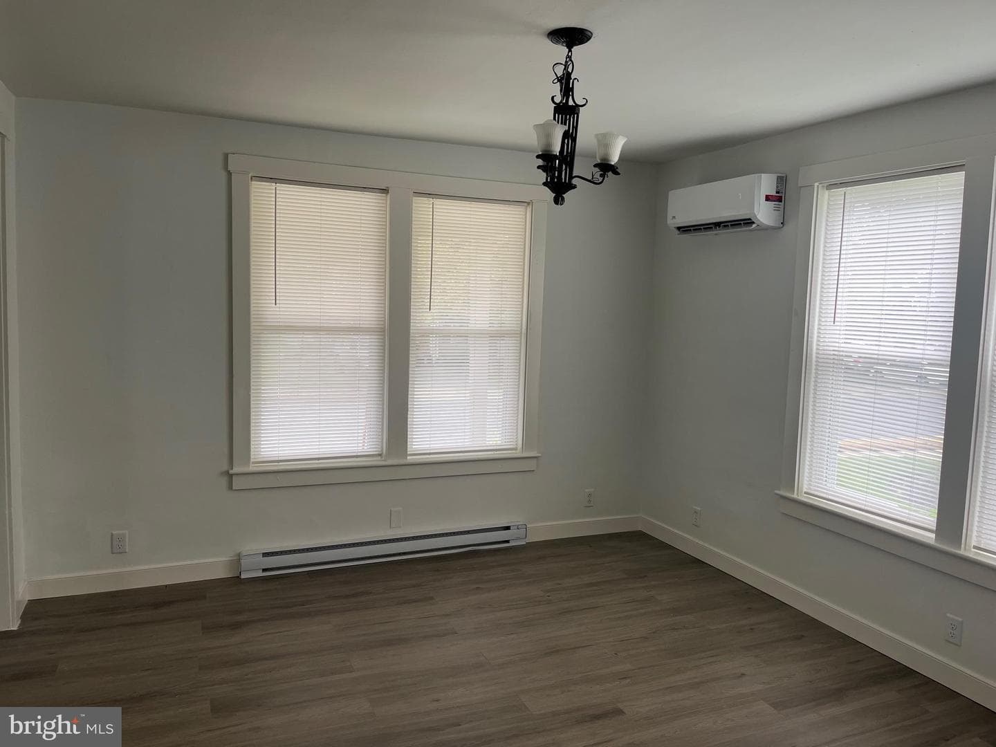 144 W Conestoga Street photo 22