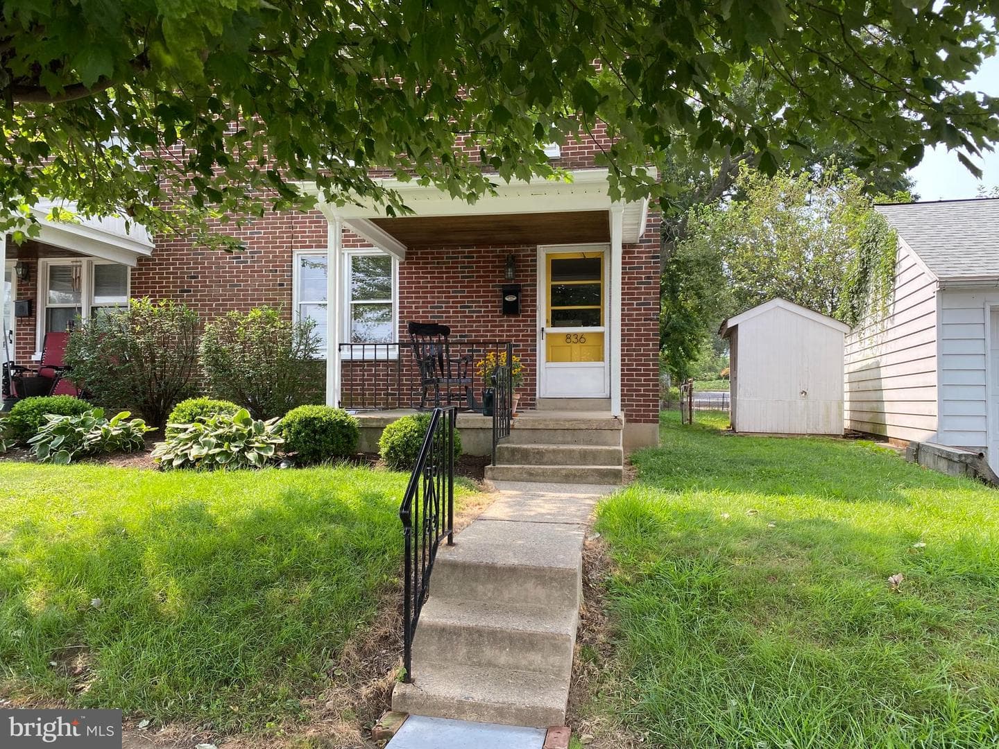 836 2nd Street photo 2