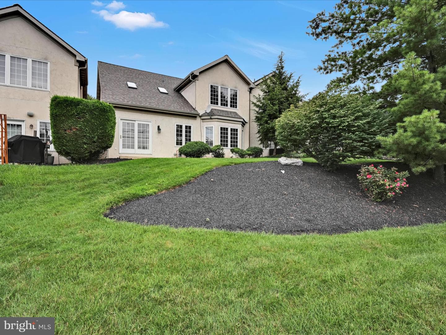 660 Woodfield Drive photo 31