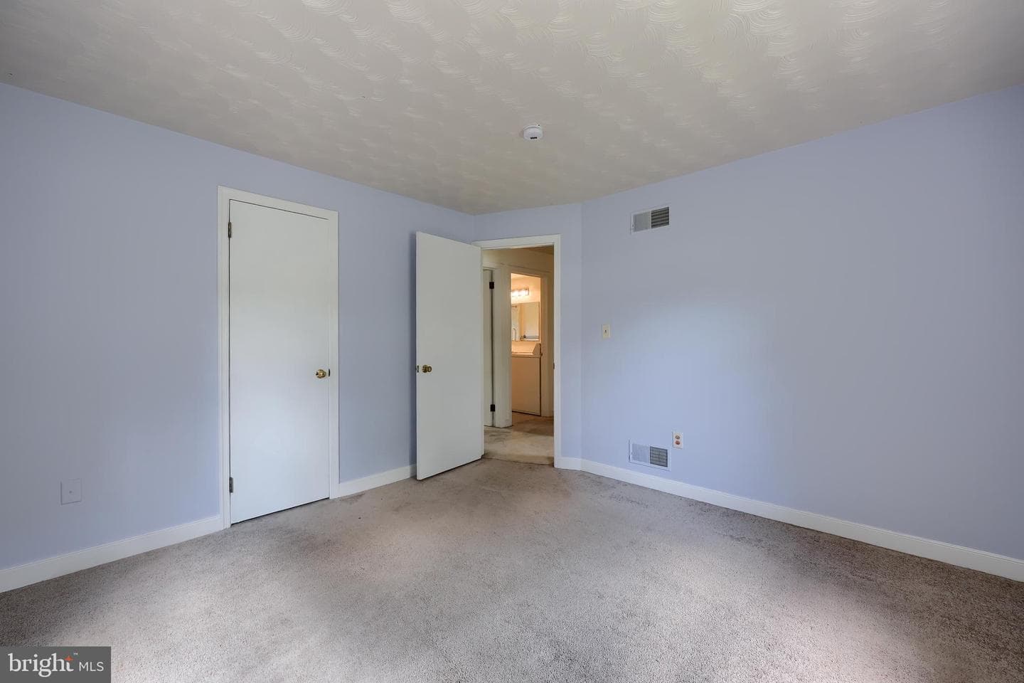 1075 Richmond Road photo 27