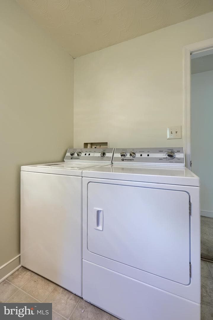 1075 Richmond Road photo 31