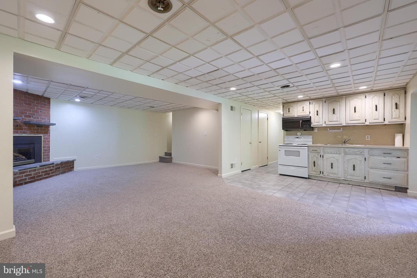 1075 Richmond Road photo 36
