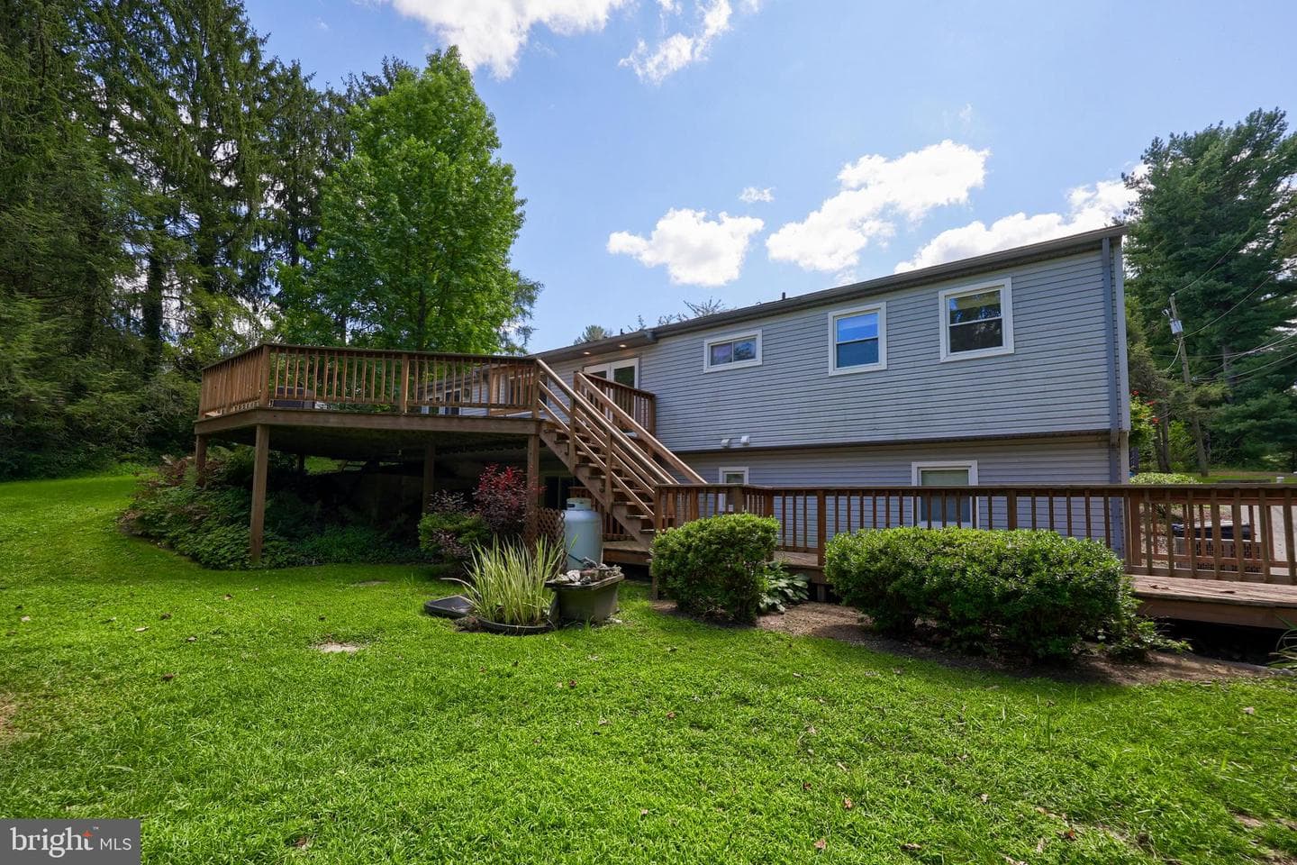 1075 Richmond Road photo 43