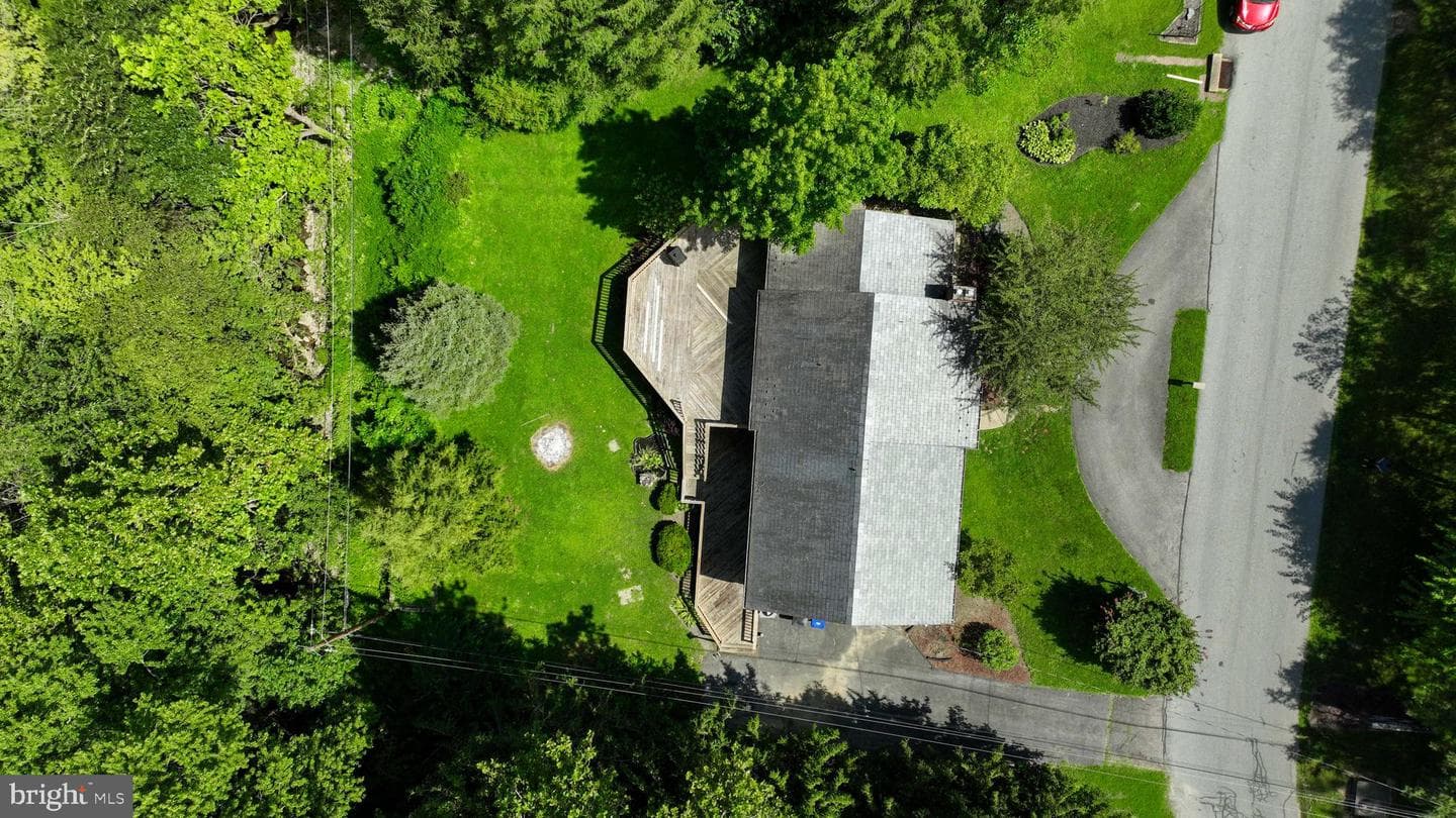 1075 Richmond Road photo 69