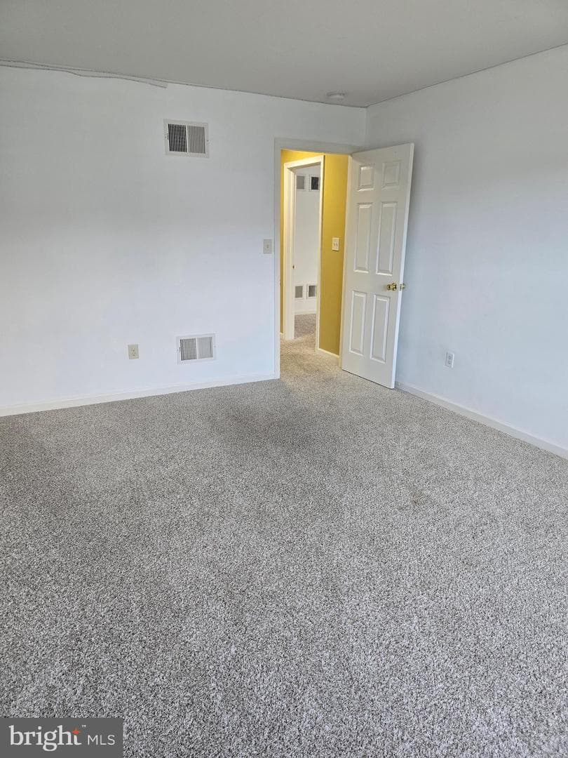 625 Warminster Lane photo 27
