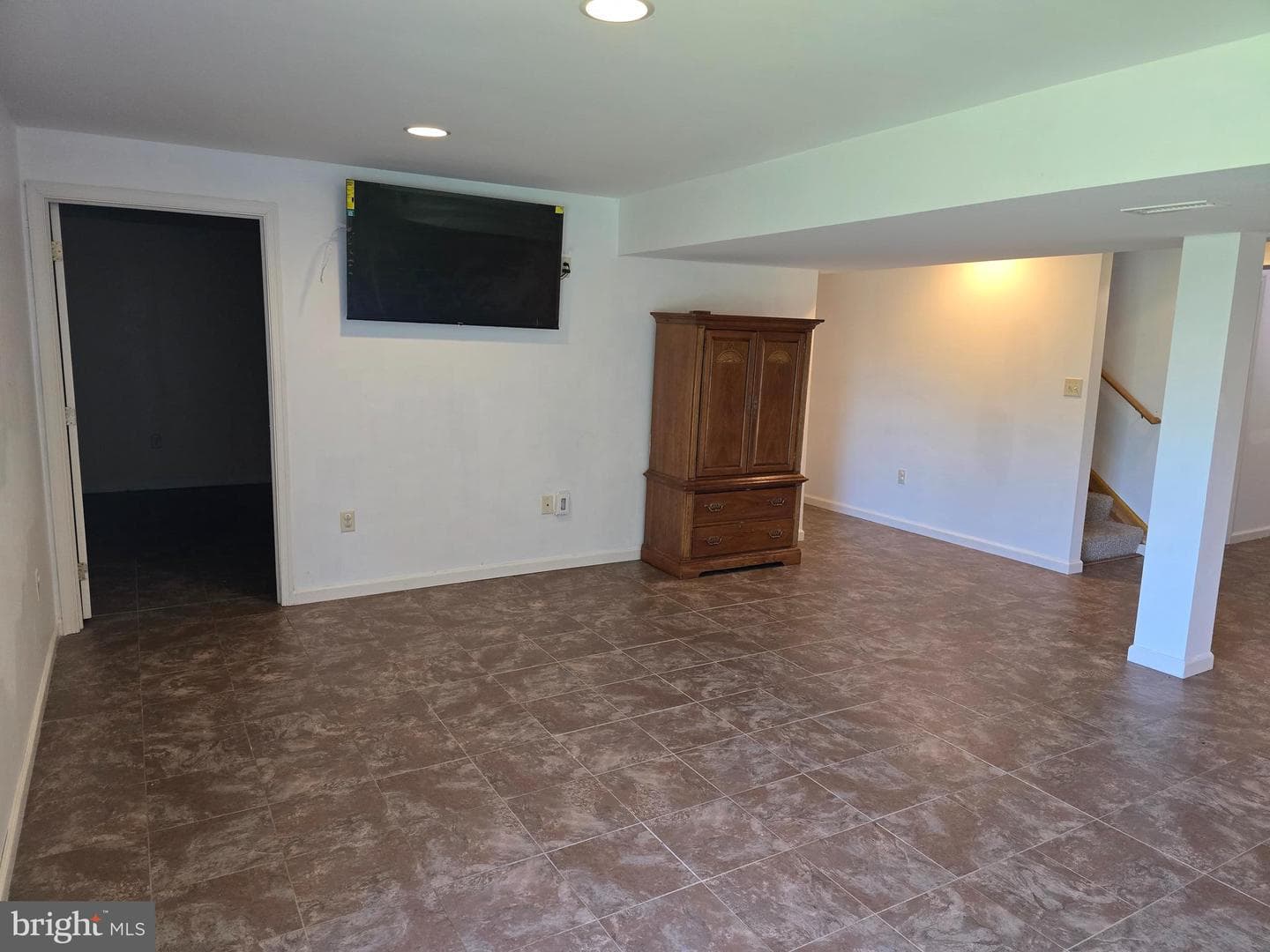 625 Warminster Lane photo 42