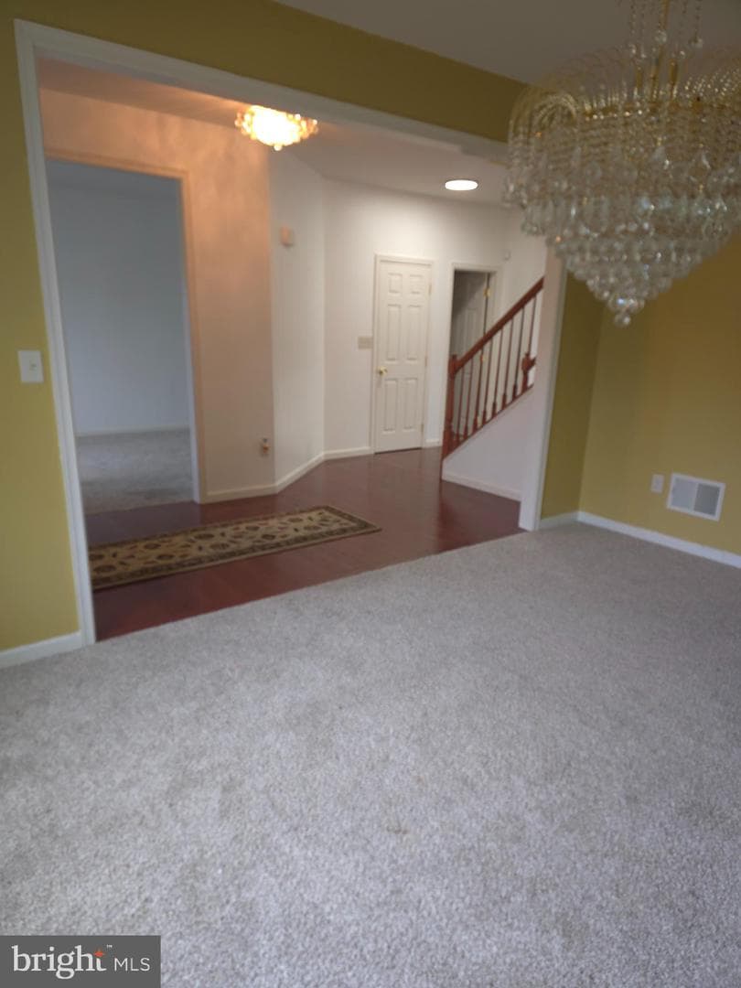 625 Warminster Lane photo 8