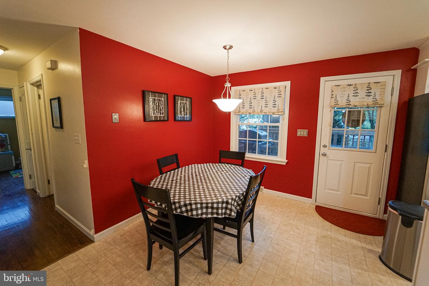 831 Park Hill Drive photo 7