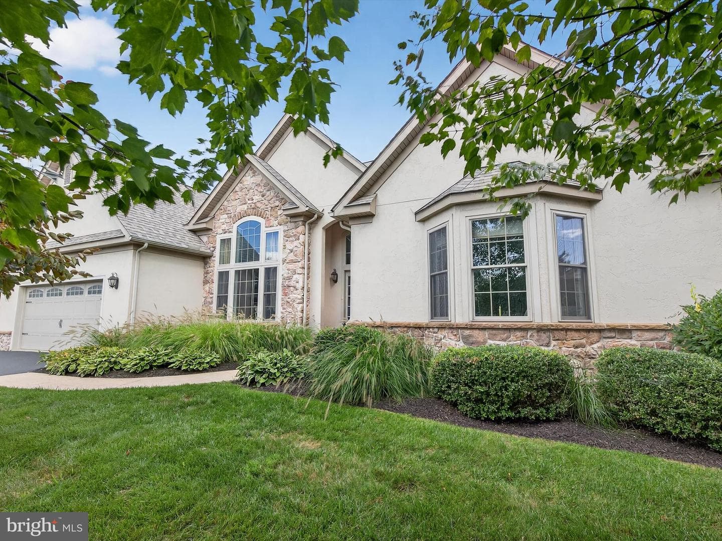 667 Golden Eagle Way photo 10