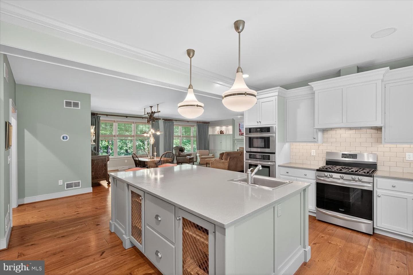 815 Laurel Ridge Road photo 17