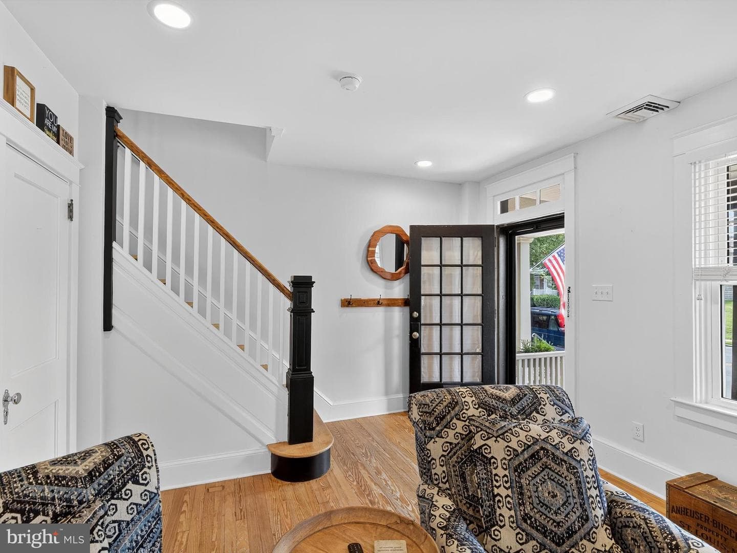 759 N Franklin Street N photo 8