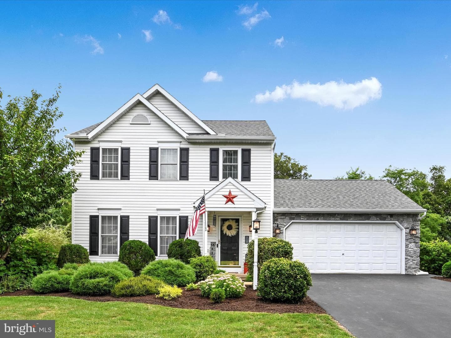 13 Fox Run Terrace photo 1