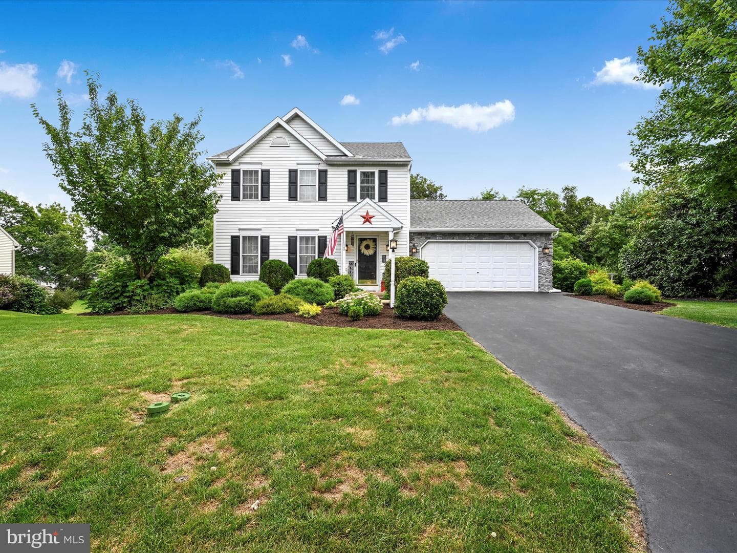 13 Fox Run Terrace photo 2
