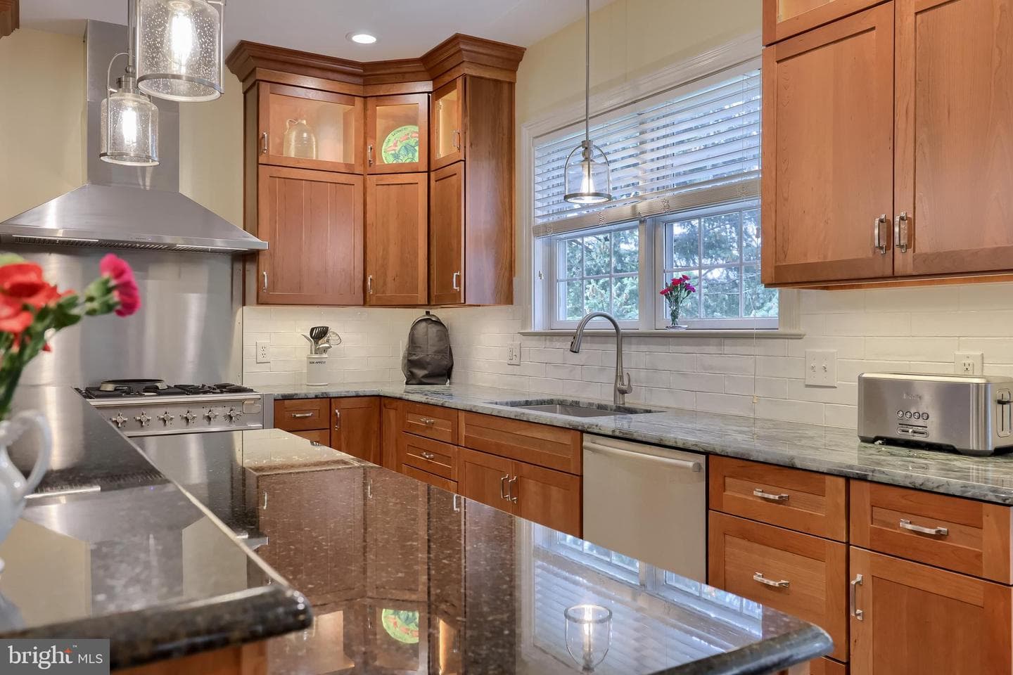 391 Ecker Drive photo 15