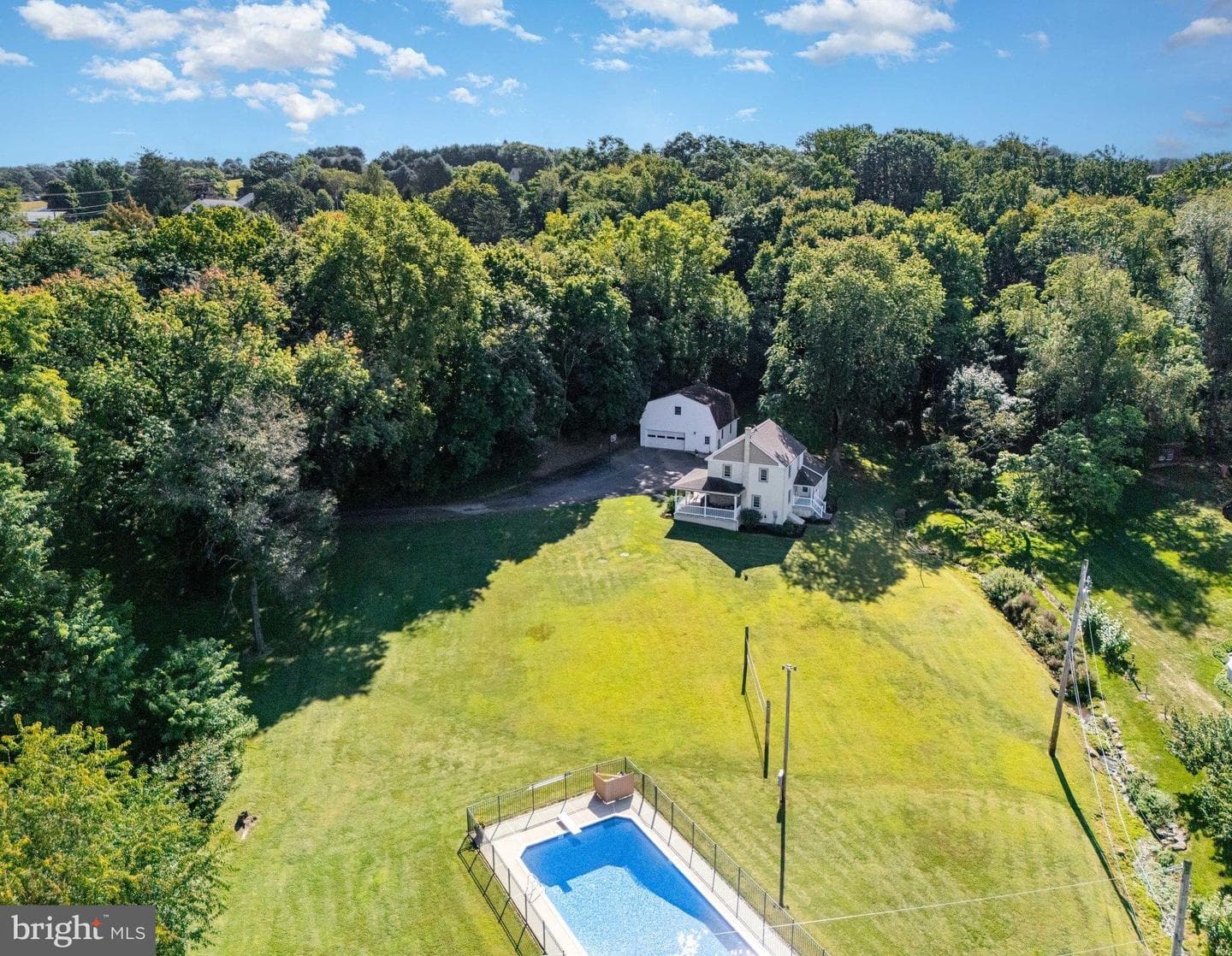 658 Martic Heights Drive photo 32