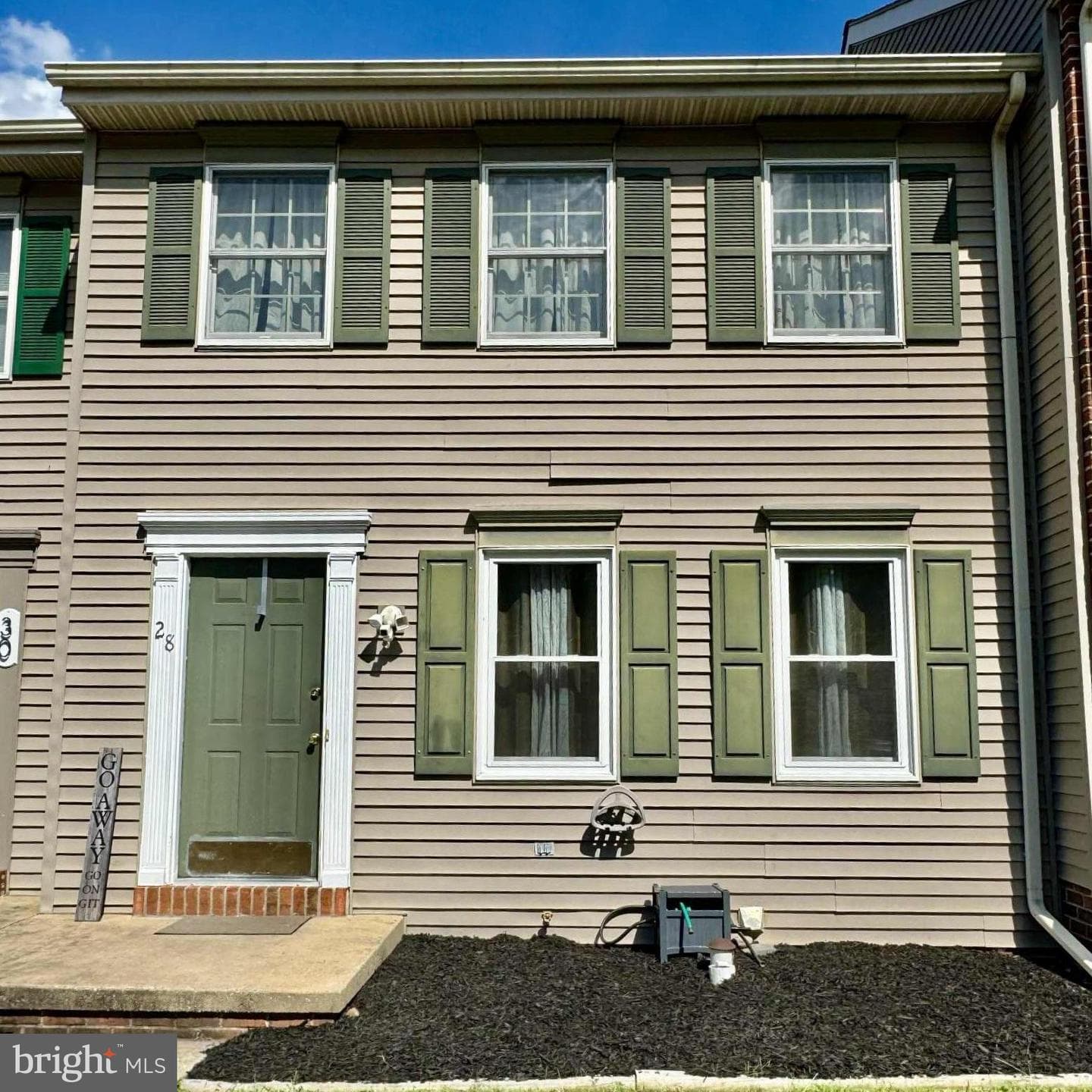 28 Cranfield Court photo 2