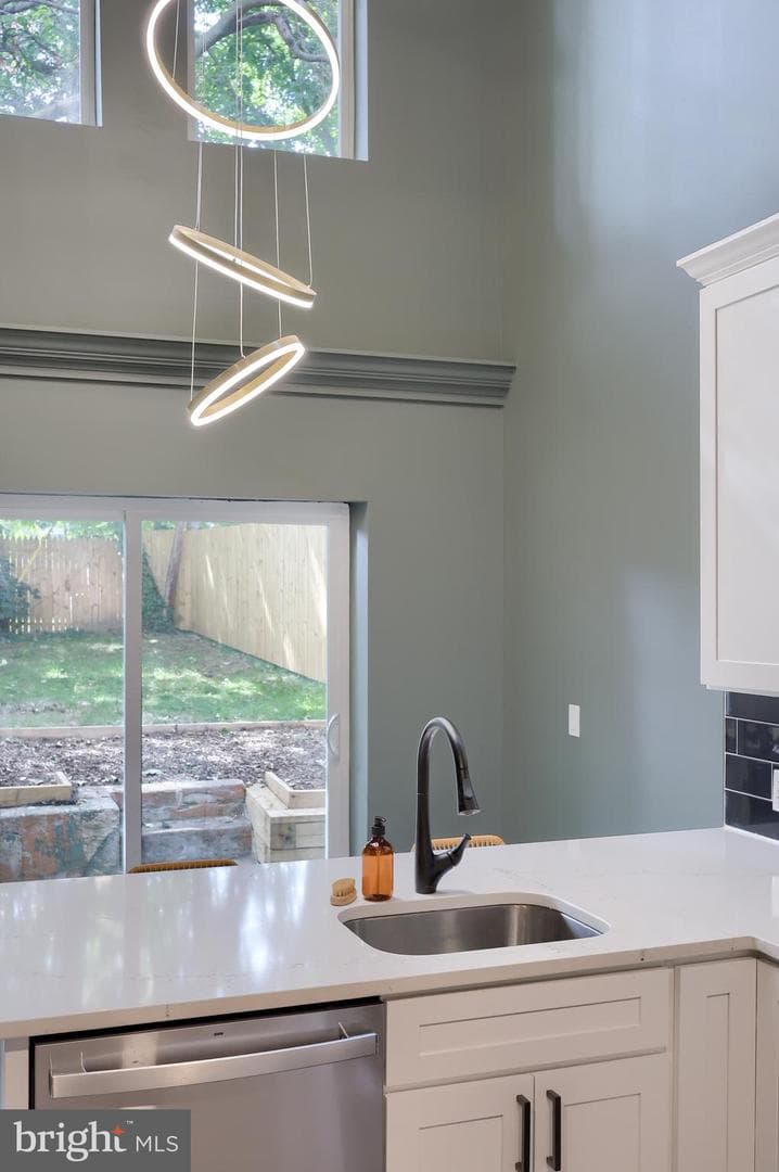 426 Manor Street photo 12
