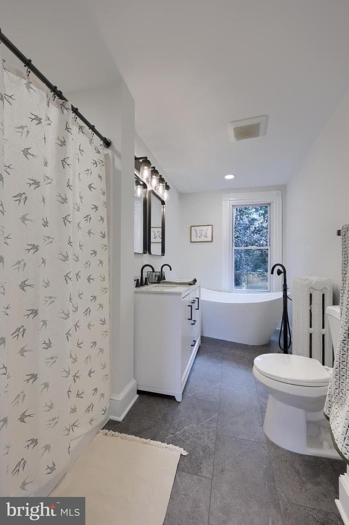 426 Manor Street photo 27
