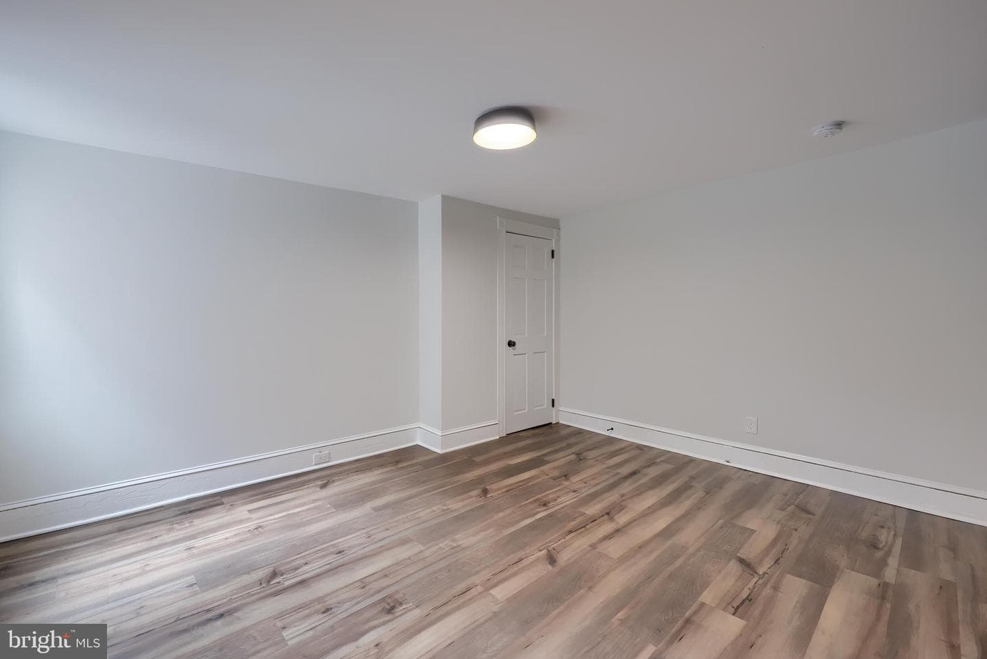 426 Manor Street photo 30