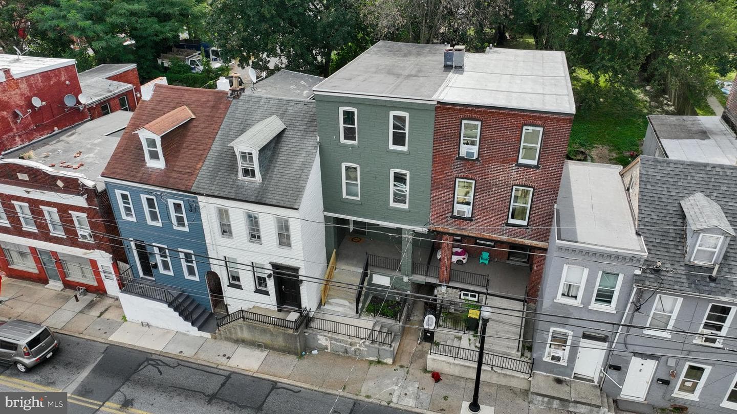 426 Manor Street photo 38