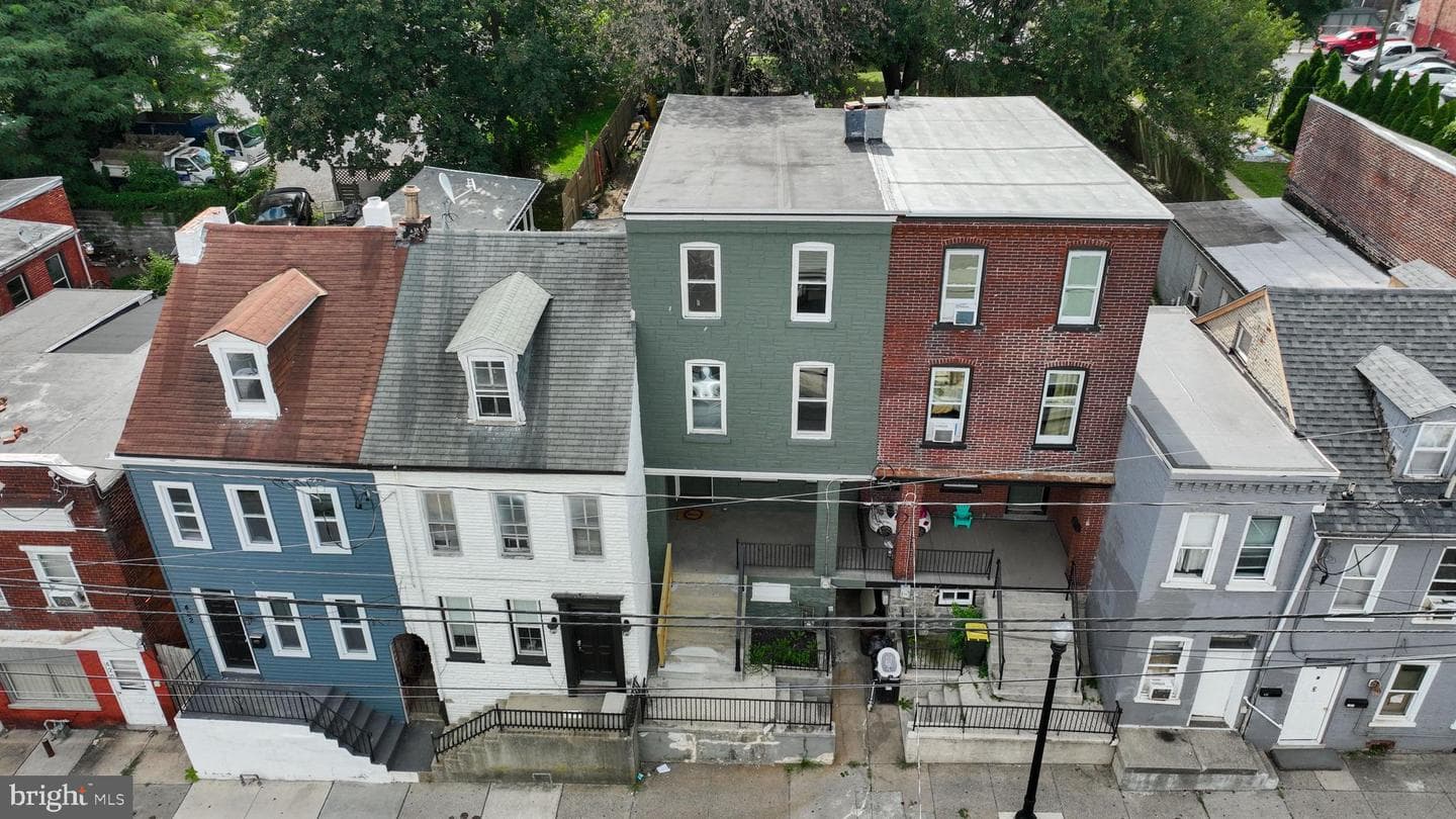 426 Manor Street photo 40