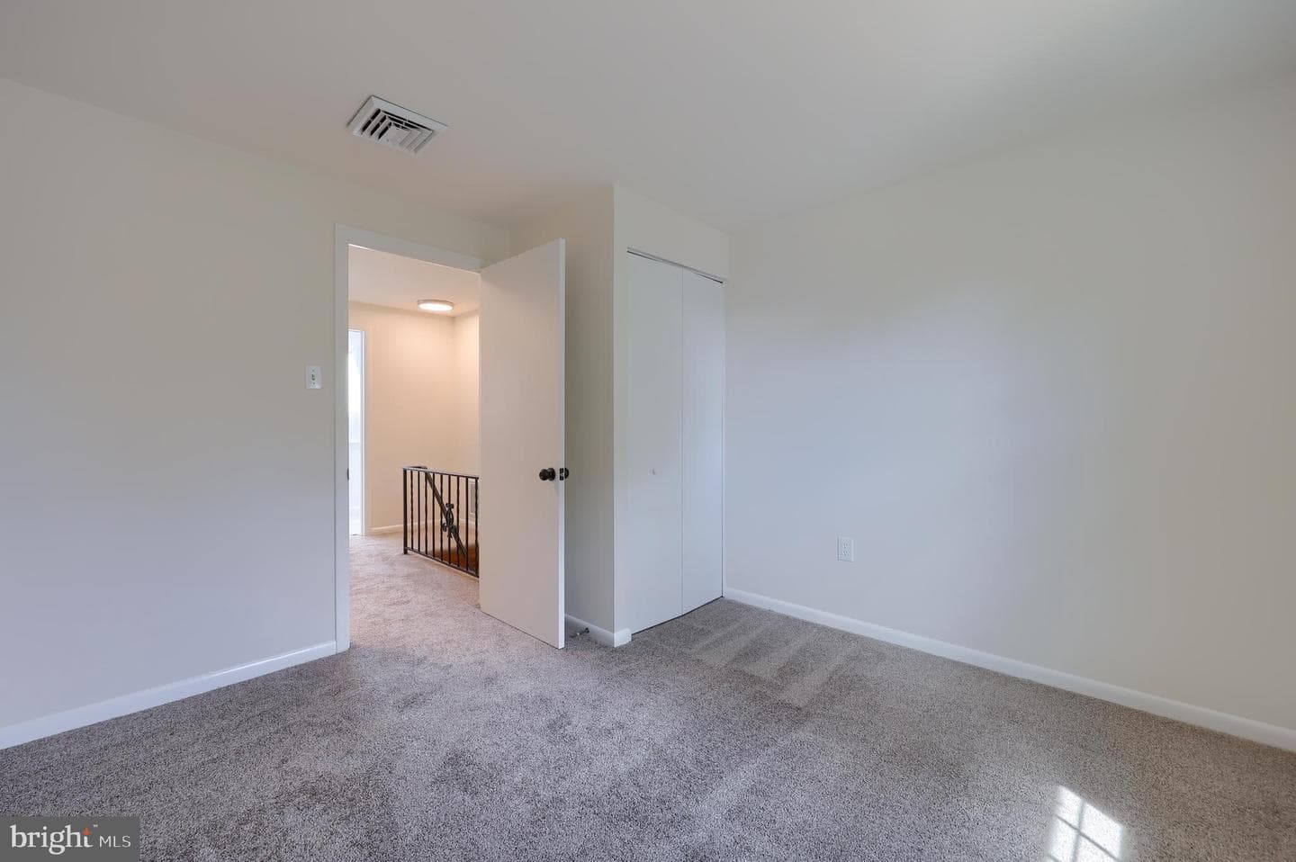6080 Parkridge Drive photo 32