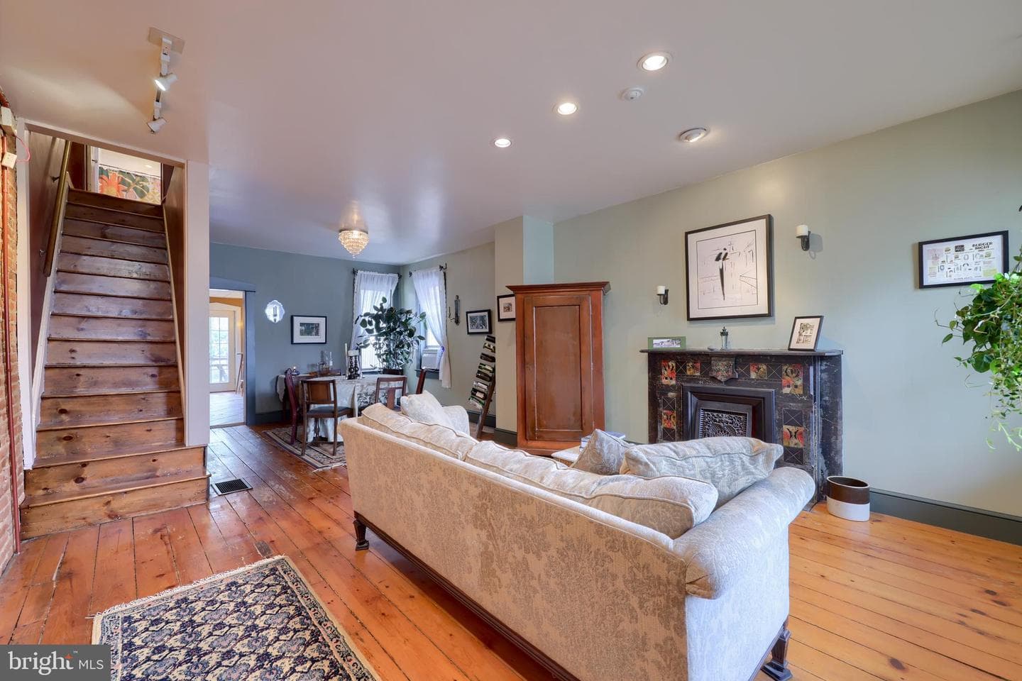 27 N Mulberry Street photo 13