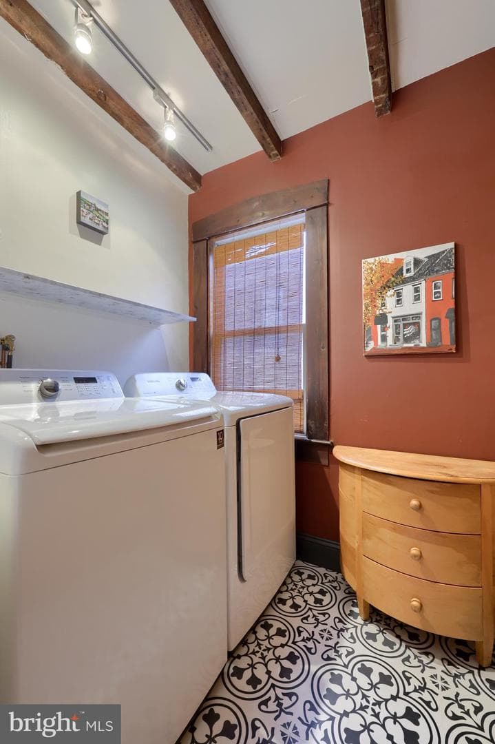 27 N Mulberry Street photo 26