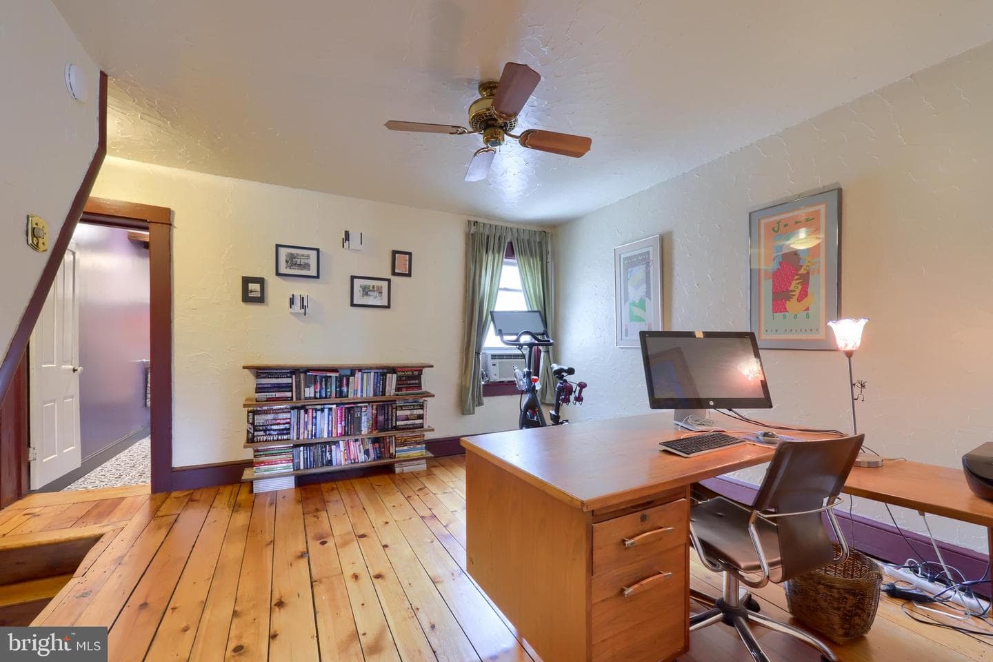 27 N Mulberry Street photo 31