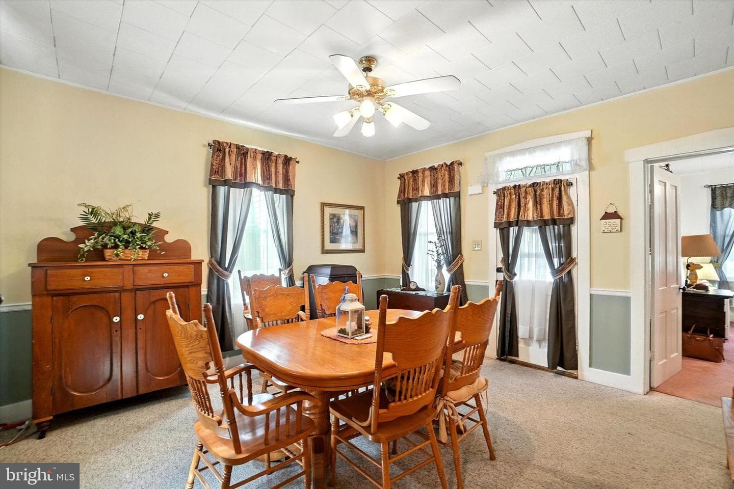131 N Cedar Street photo 6