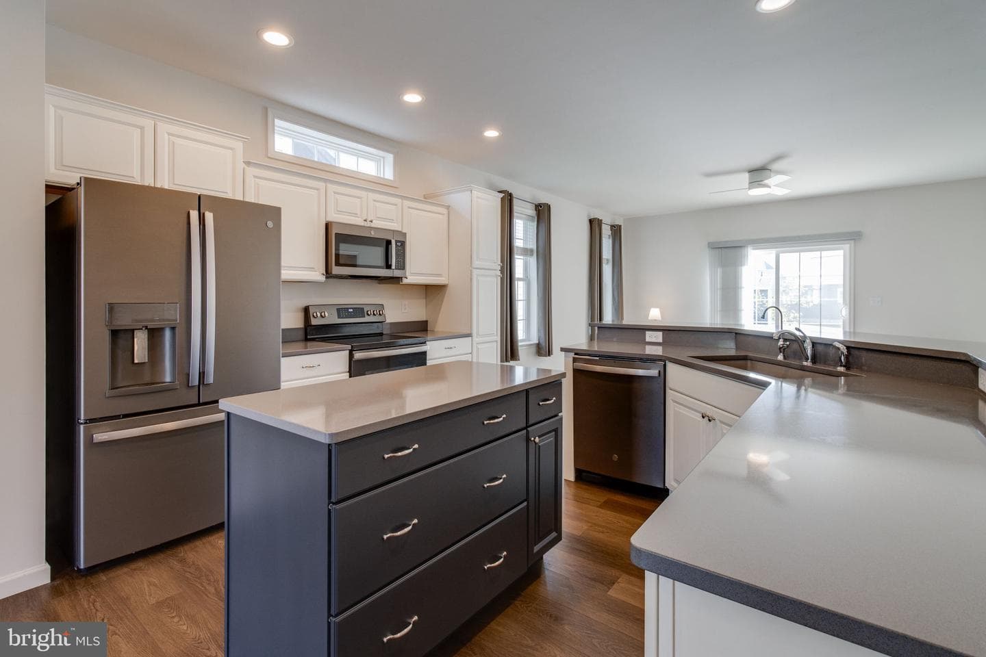 314 Freedom Drive photo 2