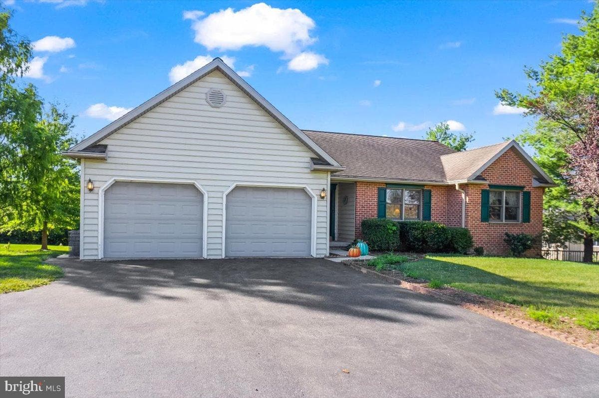 343 W Sun Hill Road photo 1
